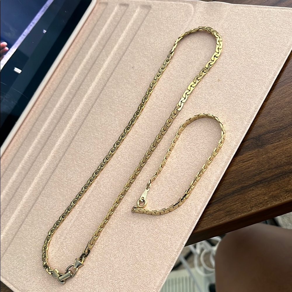 Gold Chain Necklace